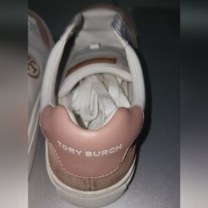 Tory Burch Kids Sneakers in White and Pink